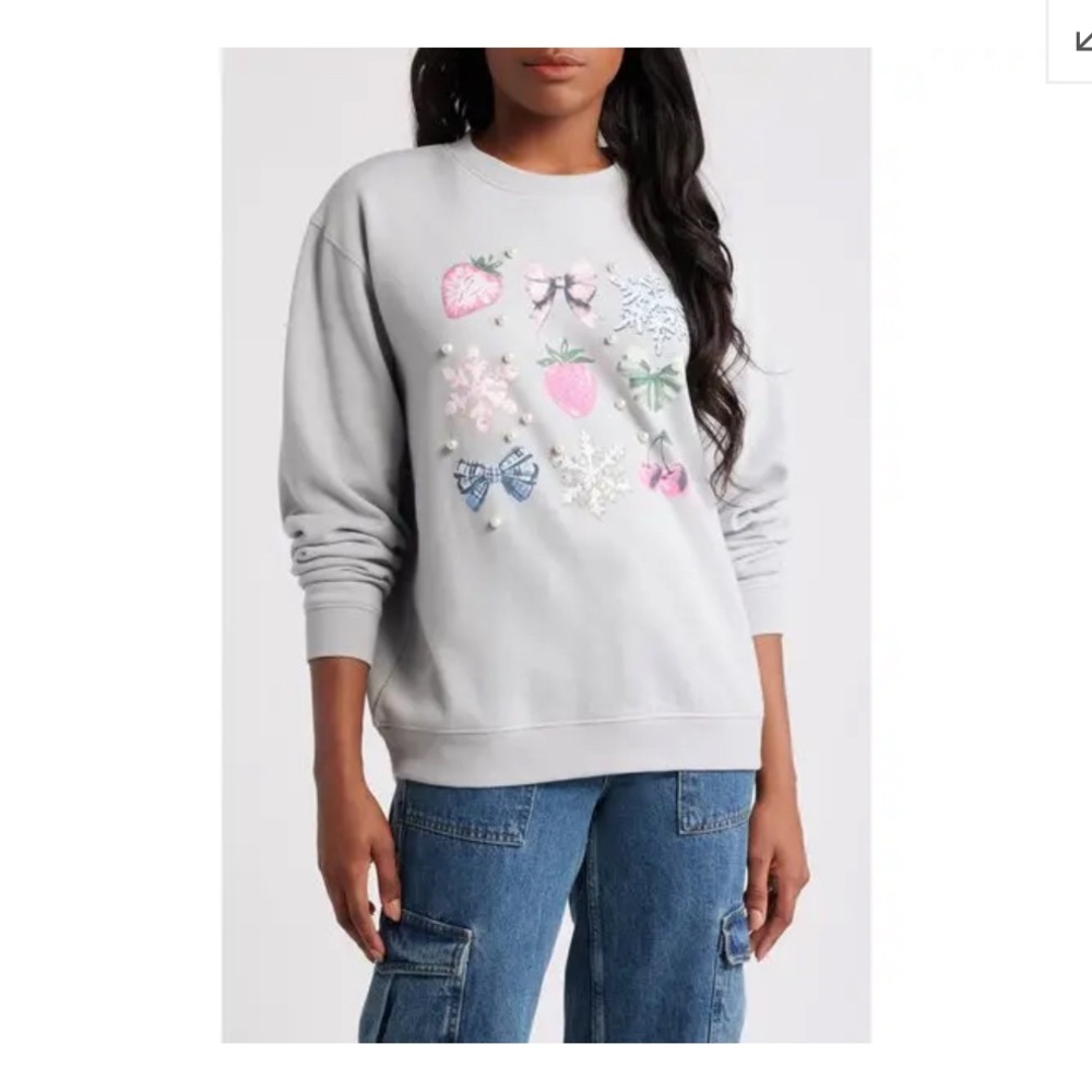 VINYL ICONS Winter Graphic Fleece Sweatshirt, size M